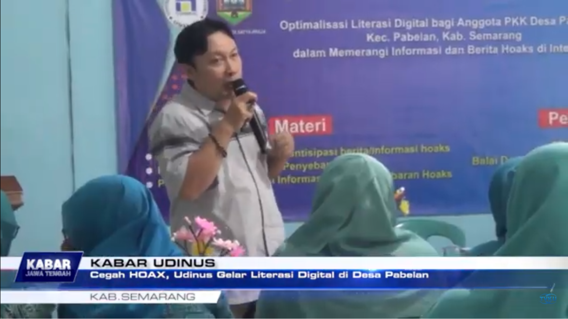 Cegah Hoax, Udinus Gelar Literasi Digital di Desa Pabelan