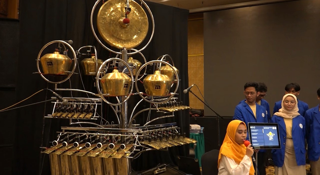 Launching Robot Gamelan Sekar Nuswantoro yang Mampu Tabuh Otomatis