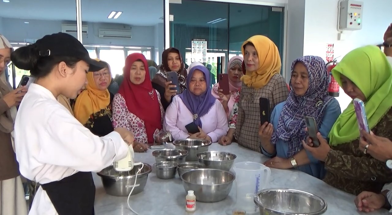 Rumah Sahabat Bersama FIB Udinus Gelar Kelas Memasak